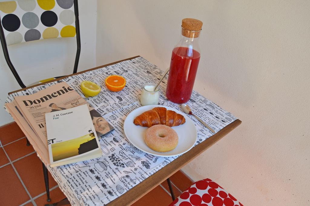 パレルモ Bed And Book Giusino Bed & Breakfast エクステリア 写真